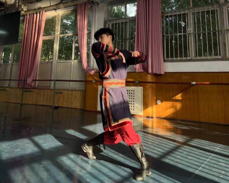 艺人背景图