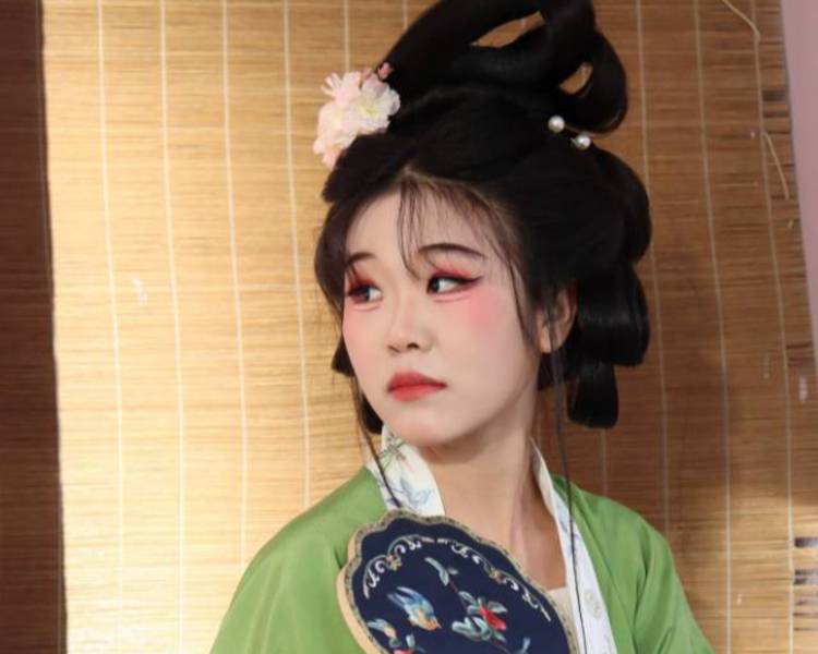 艺人背景图