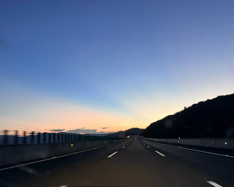 艺人背景图