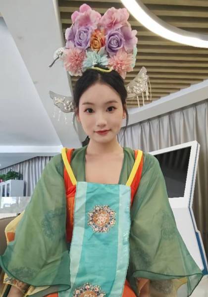 推荐艺人