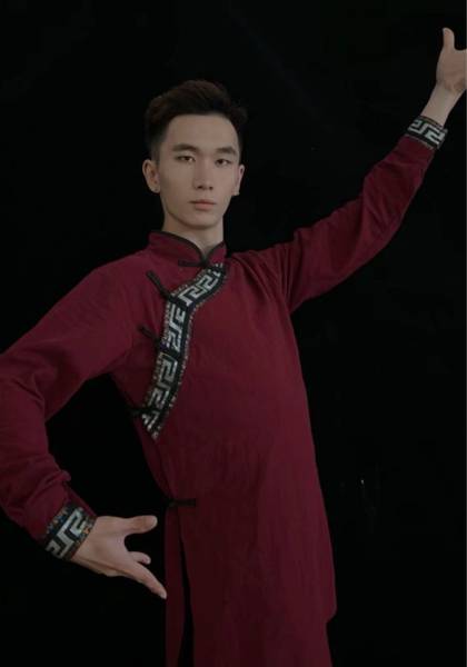 推荐艺人