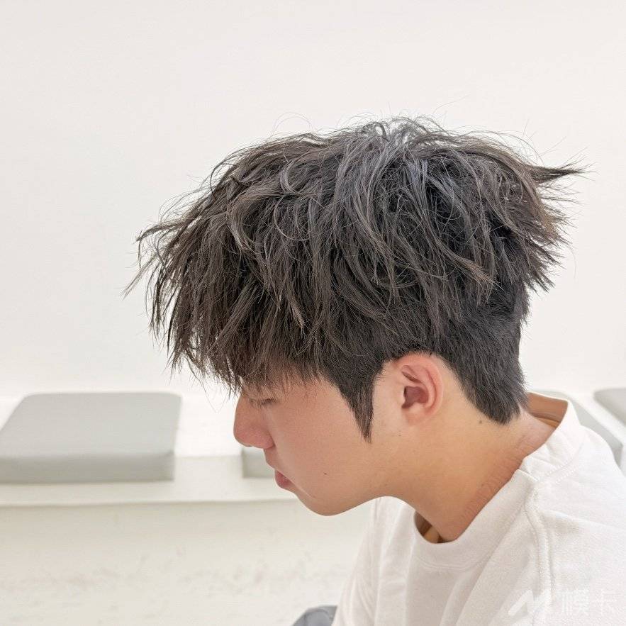通告图片