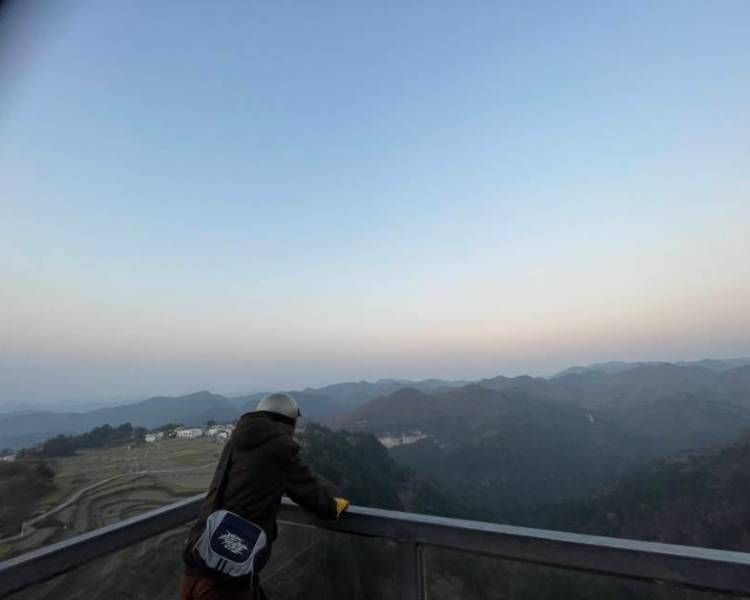 艺人背景图