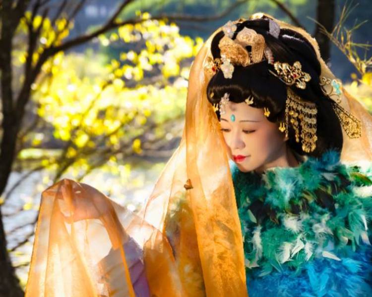 艺人背景图