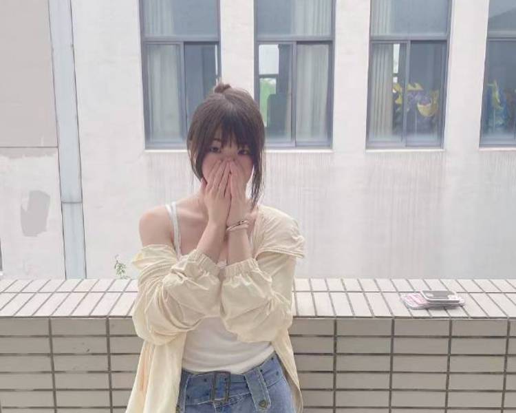 艺人背景图