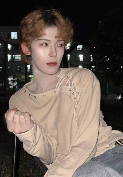 推荐艺人