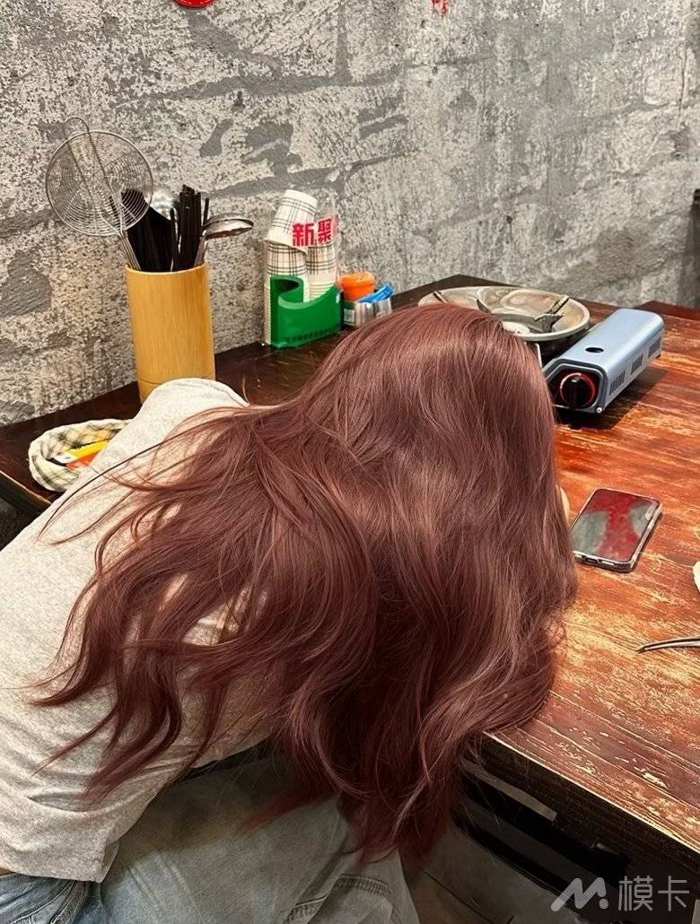 通告图片