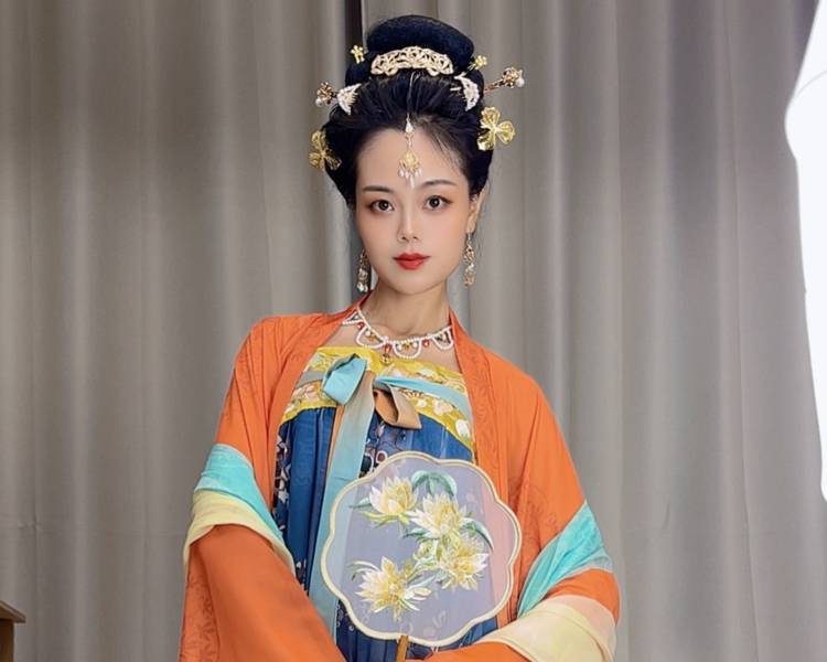 艺人背景图