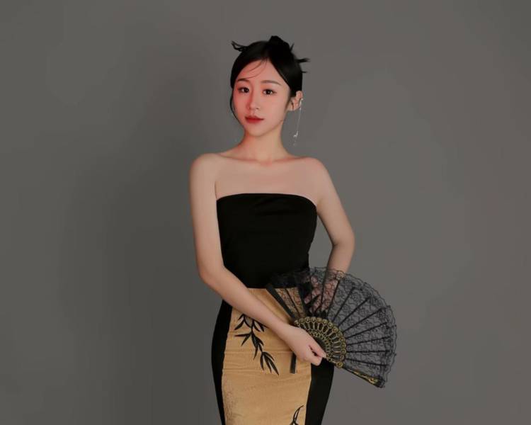 艺人背景图