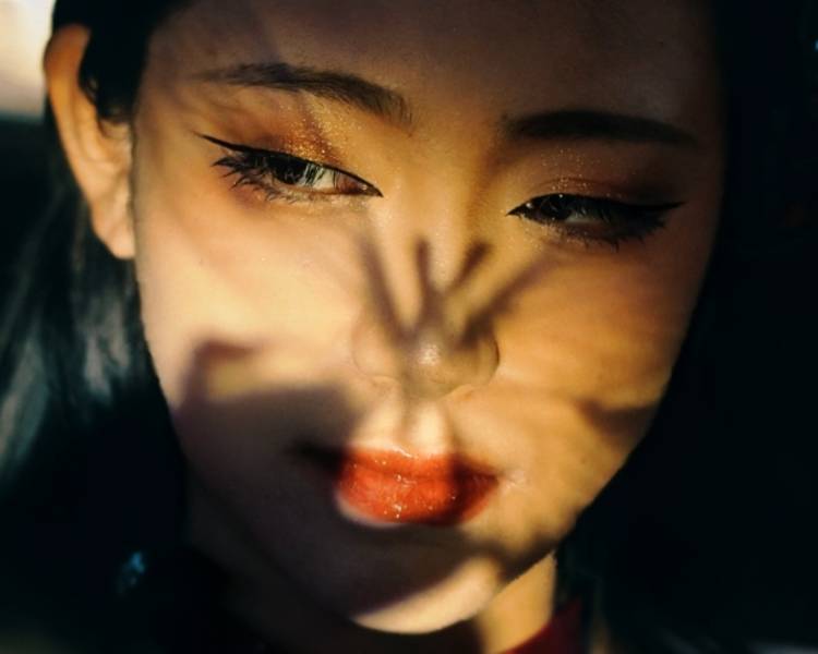 艺人背景图
