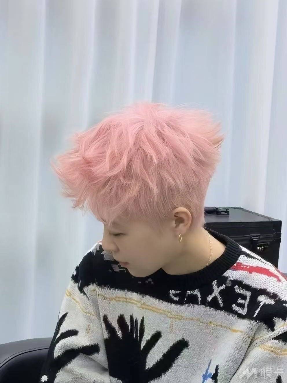 通告图片