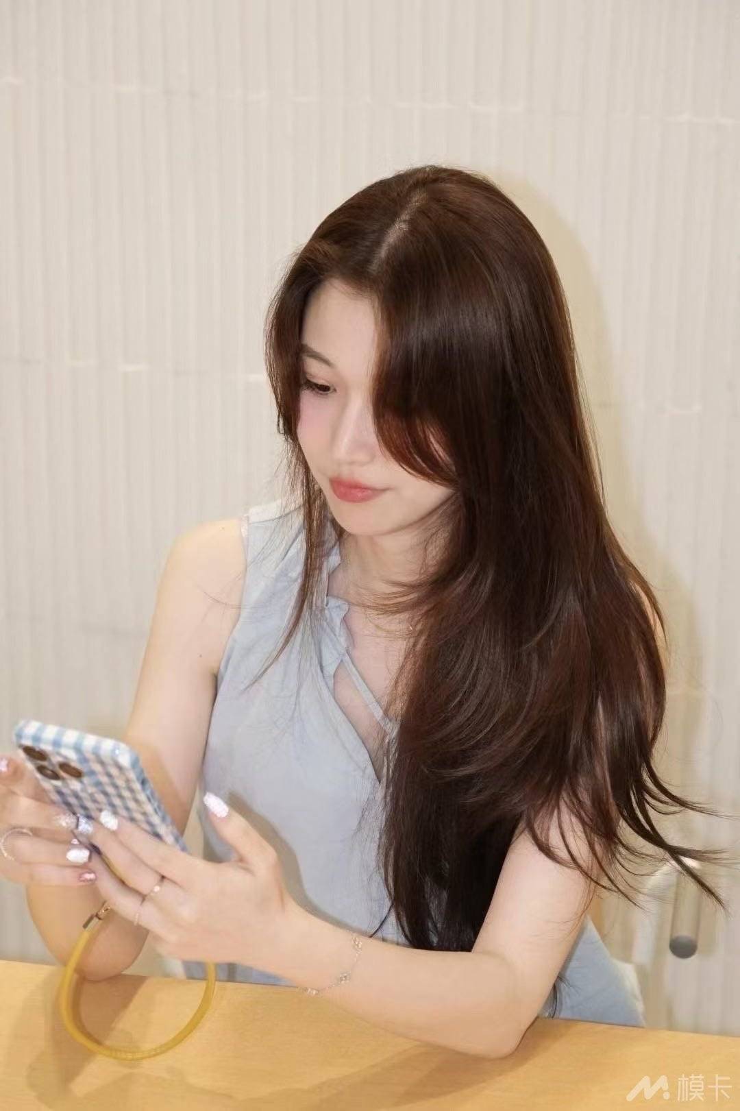 通告图片