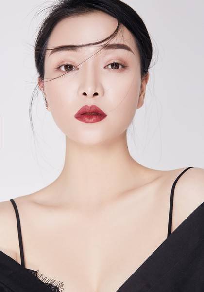 艾熙的模卡主页