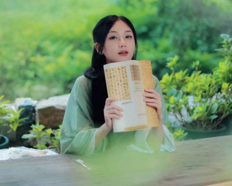 艺人背景图