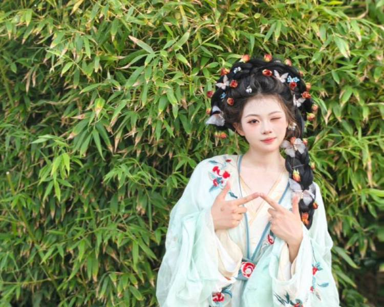 艺人背景图