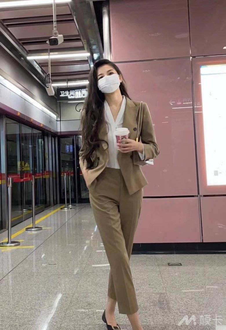 通告图片