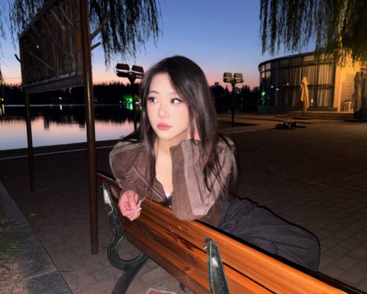 艺人背景图