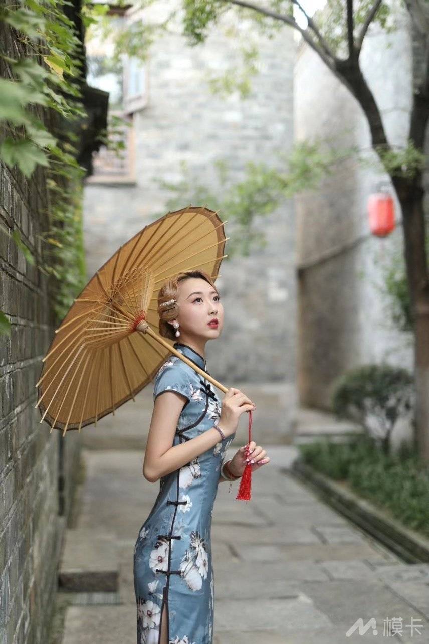 通告图片