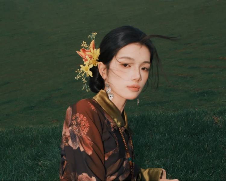 艺人背景图
