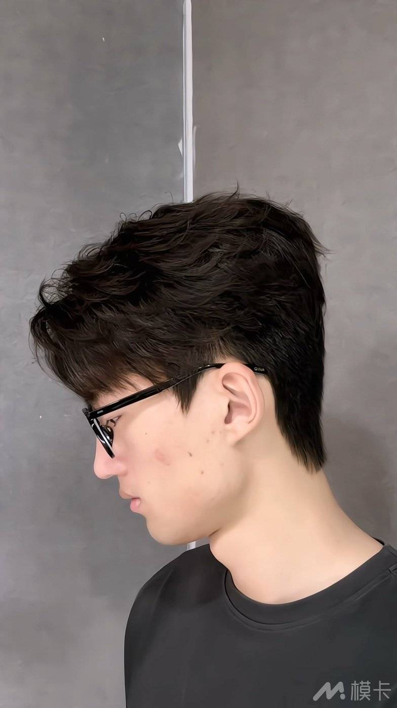通告图片