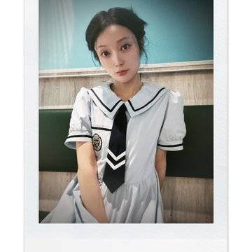 钱小咪🌸的微模卡作品