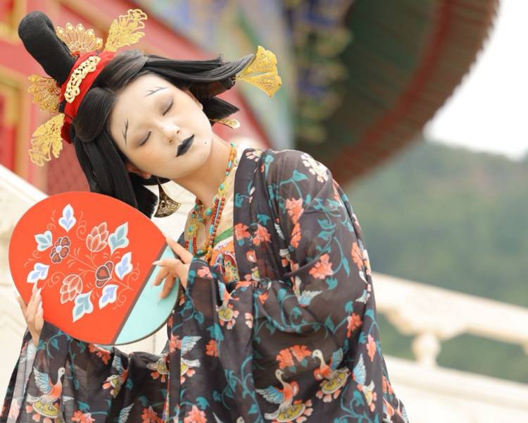 艺人背景图