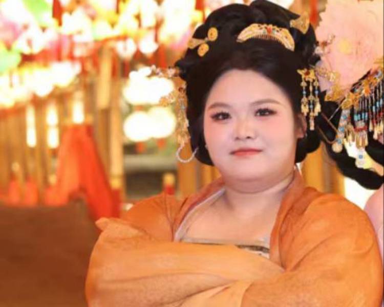 艺人背景图