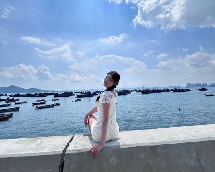 艺人背景图
