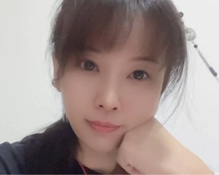 艺人背景图