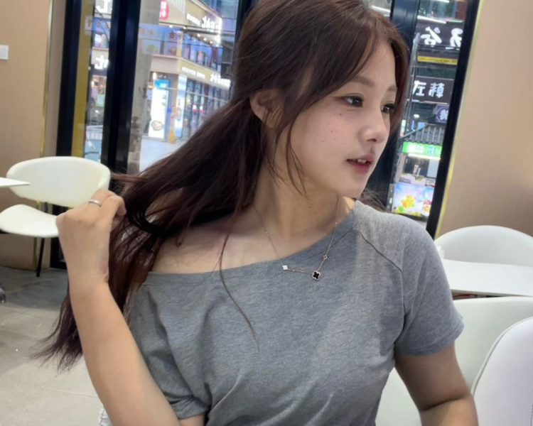 艺人背景图