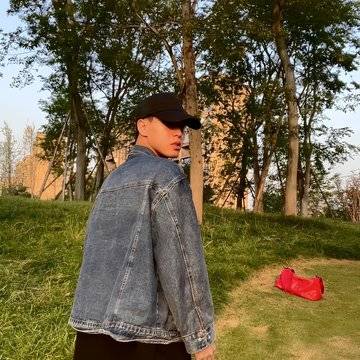 峰子瑞的微模卡作品