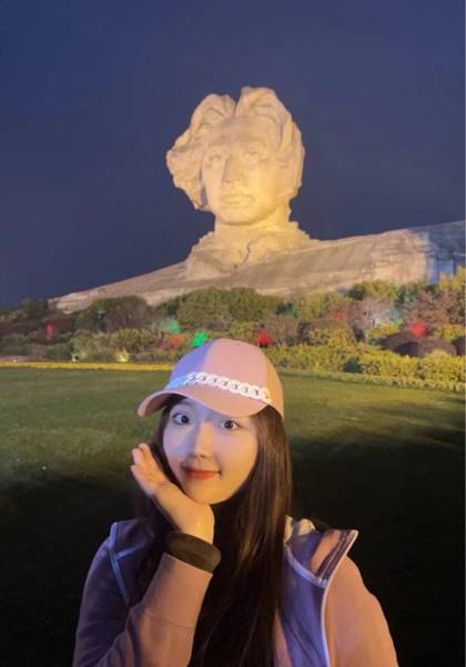 推荐艺人