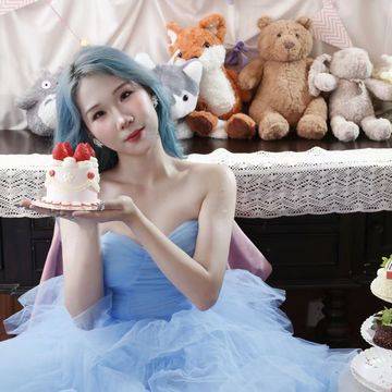 白睿凝的微模卡作品