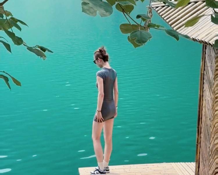 艺人背景图