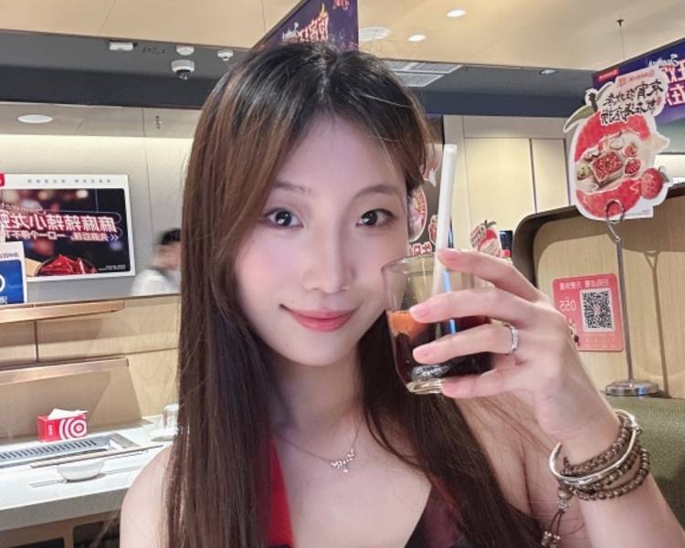 艺人背景图