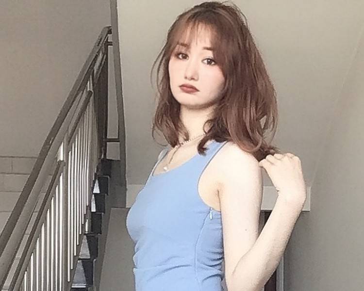 艺人背景图