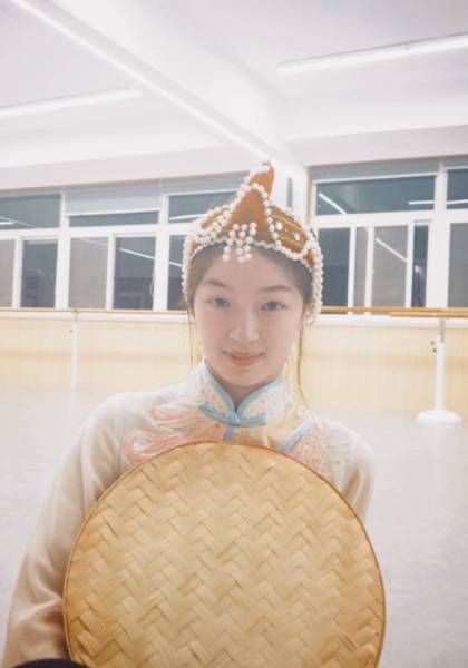 推荐艺人