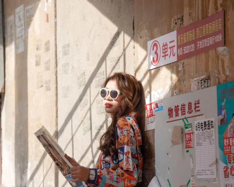 艺人背景图