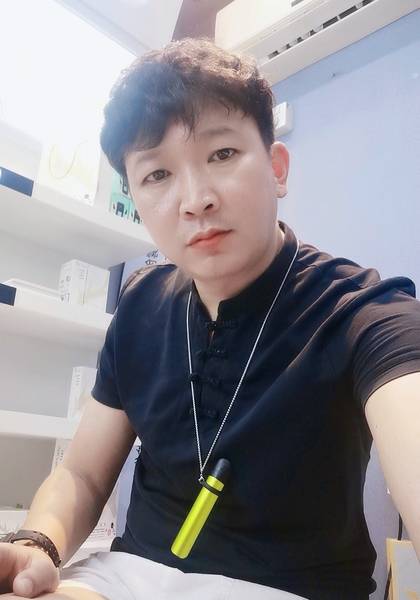 推荐艺人