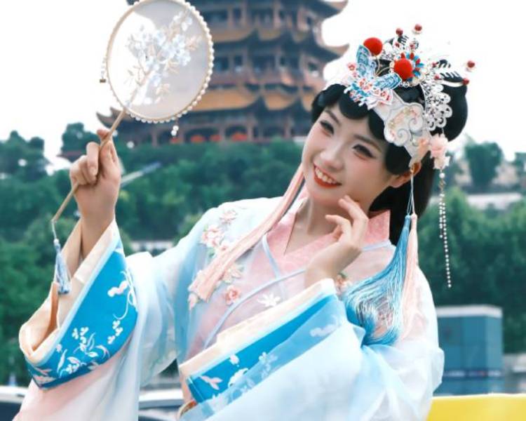 艺人背景图