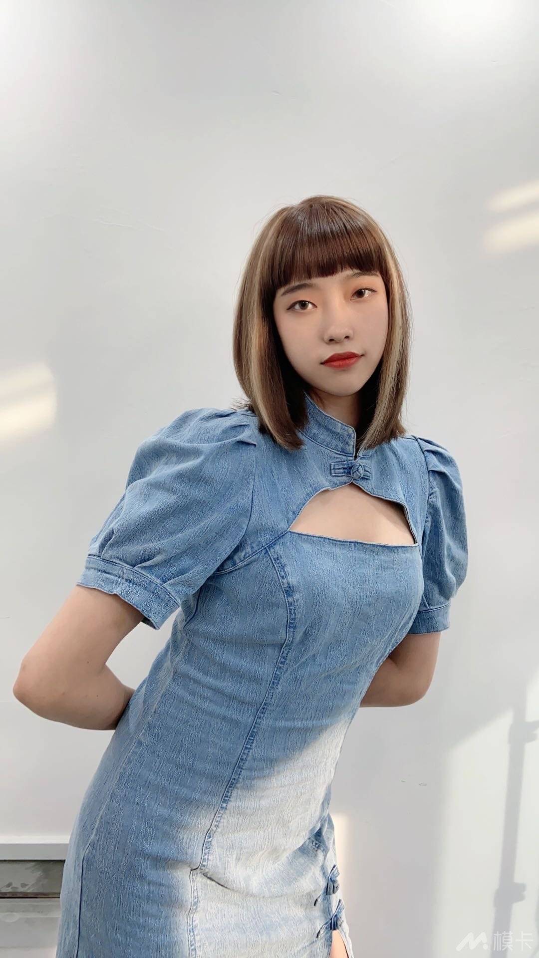 通告图片