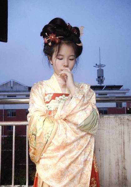 推荐艺人