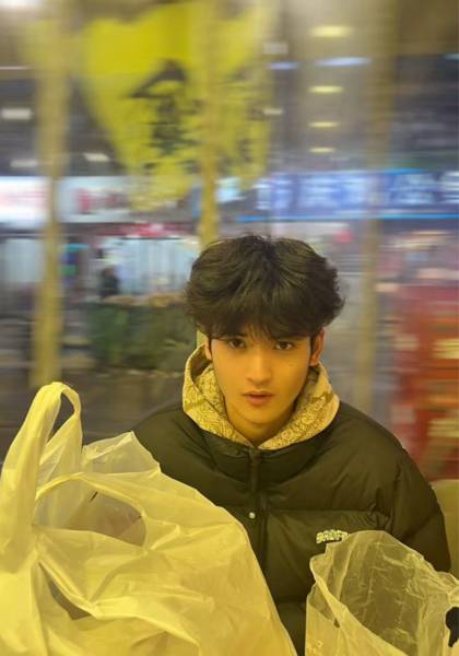 推荐艺人