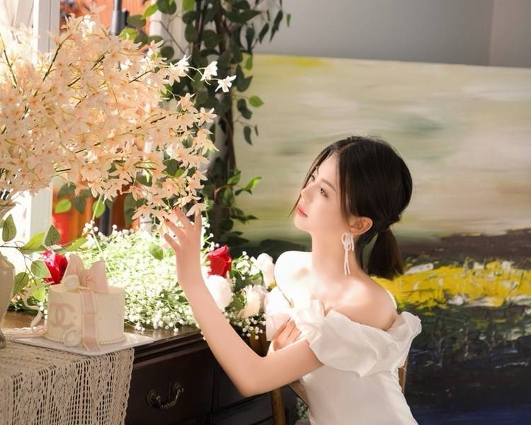艺人背景图