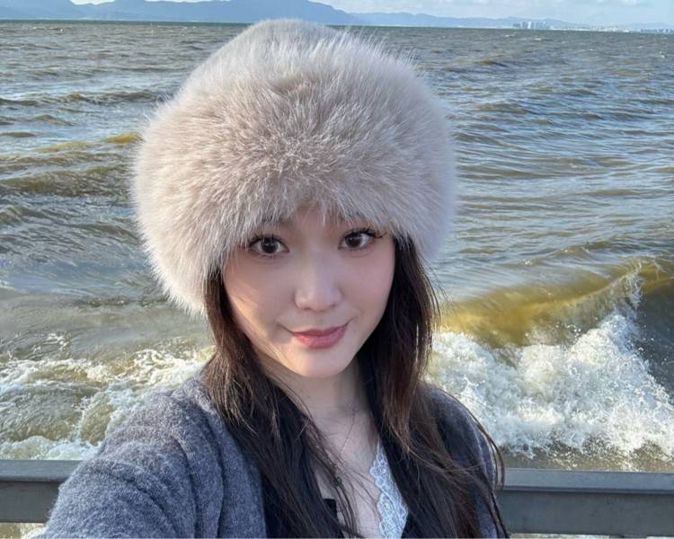 艺人背景图