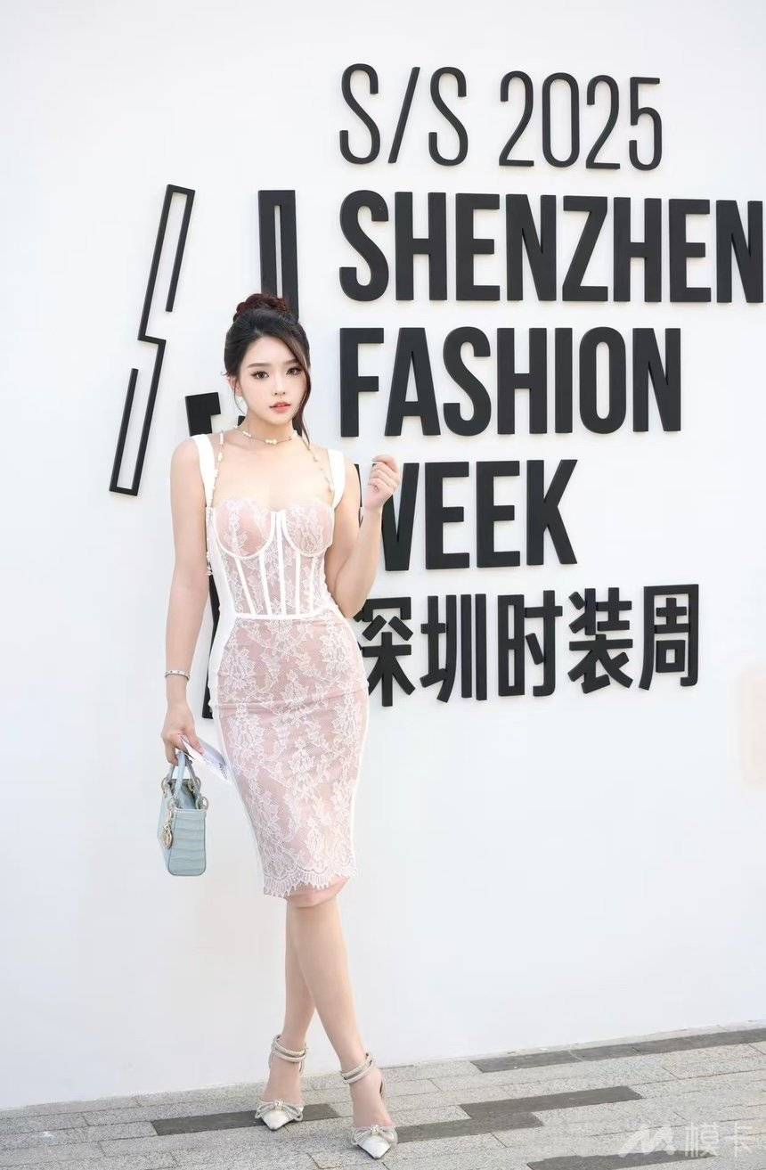 通告图片