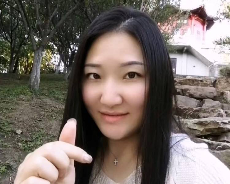 艺人背景图
