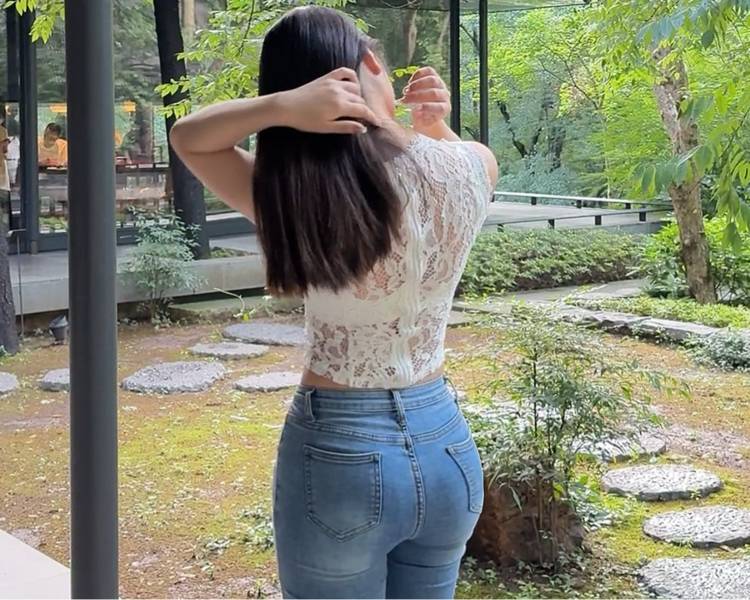 艺人背景图