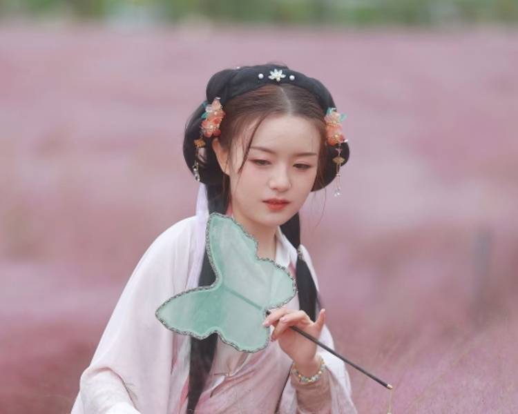 艺人背景图
