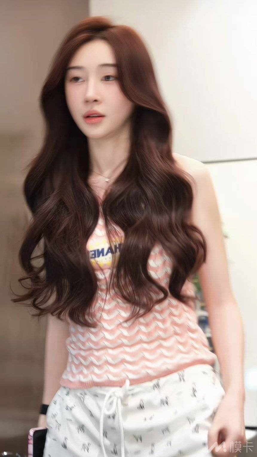 通告图片